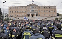 Ανοιχτή «πληγή» οι συμβασιούχοι πυροσβέστες για την κυβέρνηση: Διαμαρτυρία στο Σύνταγμα   