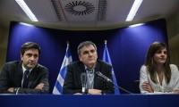 Μποναμάς με «άρωμα εκλογών: Δυσφορία στις Βρυξέλλες   